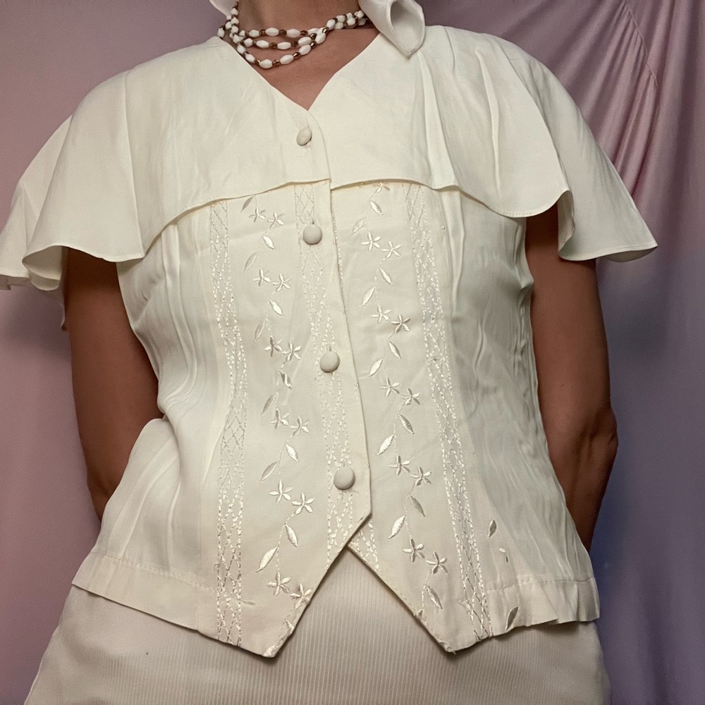 Nurse VINTAGE cape blouse size medium